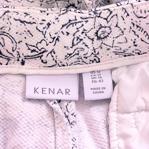 Floral Design Shorts - Picture 3 of 3